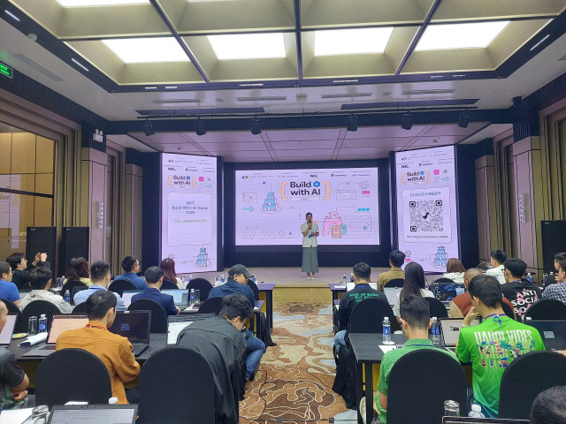 Lan tỏa, chia sẻ xu hướng AI hóa trong cộng đồng lập trình 