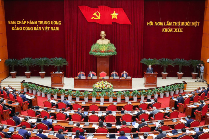 Ban Chấp hành Trung ương Đảng thi hành kỷ luật cán bộ