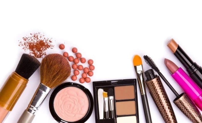 Cục Quản lý Dược yêu cầu tăng cường công tác quản lý mỹ phẩm trên sàn thương mại điện tử và mạng xã hội