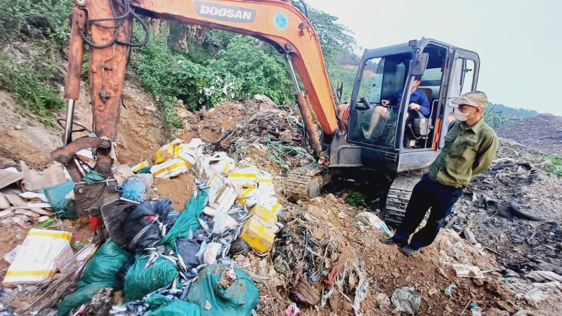 Thái Nguyên: Phát hiện, buộc tiêu hủy gần 1 tấn chân gà rút xương, cá nục không đảm bảo chất lượng