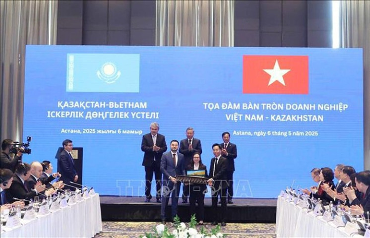 Tổng Bí thư Tô Lâm dự Tọa đàm bàn tròn doanh nghiệp Việt Nam - Kazakhstan