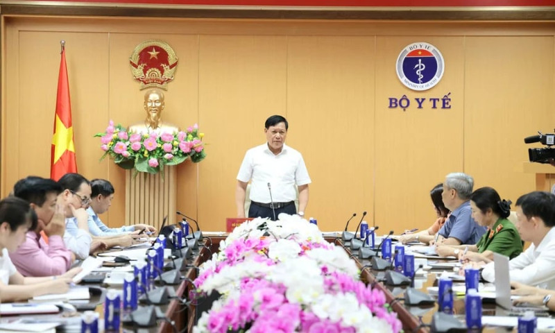 Bộ Y tế: Rà soát về thể chế liên quan đến quản lý, đăng ký, tự công bố thuốc, thực phẩm, sữa trên thị trường