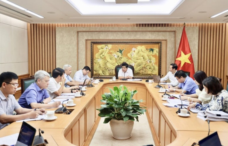Dự thảo Nghị định quy định về đăng ký doanh nghiệp: Lùi thời gian để cập nhật tình hình mới