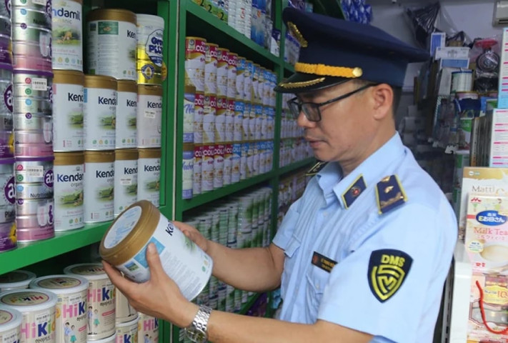 Quảng Ninh: Siết chặt kiểm tra thị trường sữa và thực phẩm chức năng