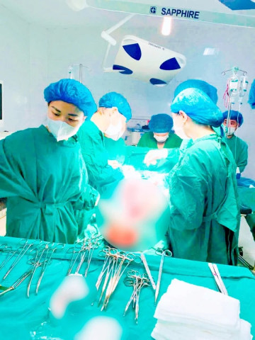 Phú Thọ: TTYT huyện Đoan Hùng cấp cứu thành công bệnh nhân chửa ngoài tử cung vỡ trong day chằng rộng tụ máu dưới phúc mạc
