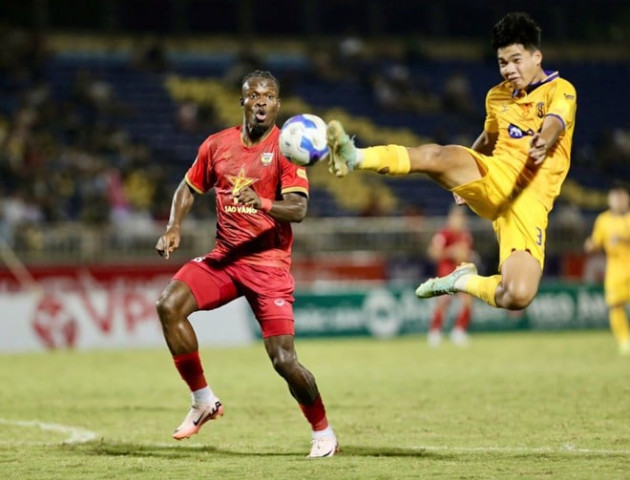 Trận Hồng Lĩnh Hà Tĩnh vs Sông Lam Nghệ An làm nóng vòng 23 V.League