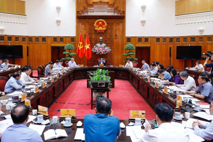Thủ tướng: Phân cấp, phân quyền mạnh hơn cho cấp nào sát thực tế, gần dân, sát dân, làm tốt hơn, hiệu quả hơn