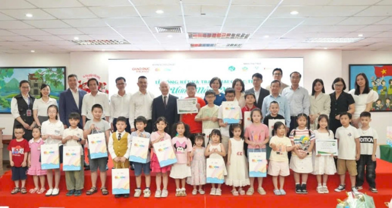 Cầu Vồng Tuổi thơ tổng kết cuộc thi “Ươm mầm xanh, gieo hạnh phúc”