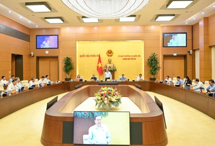 Chủ tịch Quốc hội thông tin tiến độ bỏ cấp huyện, sáp nhập tỉnh