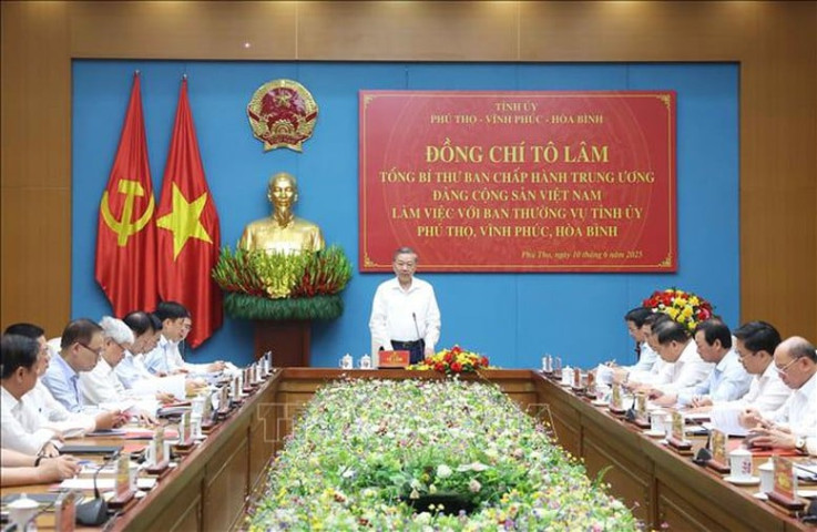 Tổng Bí thư: Tạo điều kiện phát triển các hành lang kinh tế xuyên suốt từ đồng bằng - trung du - miền núi