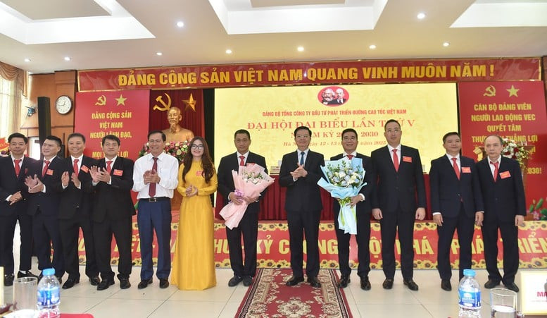 Đại hội đại biểu Đảng bộ VEC: "Đoàn kết - Dân chủ - Kỷ cương - Đột phá - Phát triển"