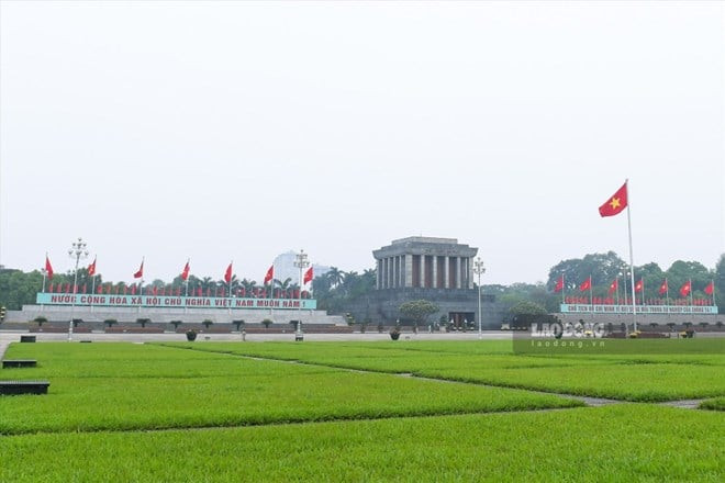 Giải phóng mặt bằng, mở rộng khu vực Quảng trường Ba Đình để diễu binh, diễu hành