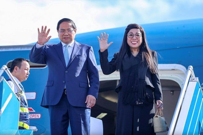 Thủ tướng về tới Hà Nội, kết thúc tốt đẹp chuyến công tác tại châu Âu