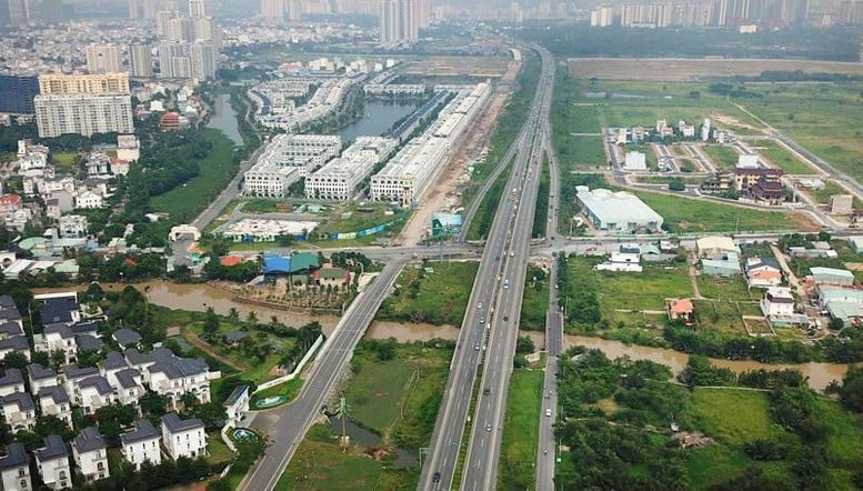 PHÂN CẤP, PHÂN QUYỀN: Một bước ngoặt kiến tạo trong quản trị quốc gia