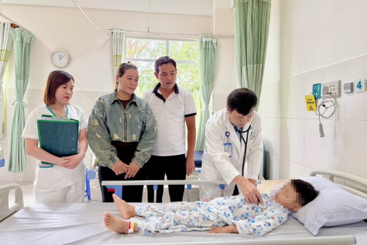 Hồi sinh trái tim cho bé trai 7 tuổi ở Trà Vinh