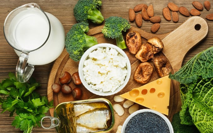 4 thay đổi chế độ ăn uống để ngăn ngừa loãng xương