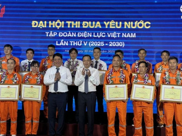 EVN phát huy sáng kiến, vượt khó giữ dòng điện an toàn, ổn định