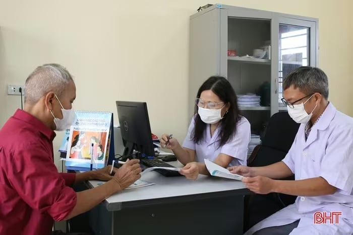 Lần đầu tiên triển khai kỹ thuật xét nghiệm tải lượng virus HIV tại CDC Hà Tĩnh