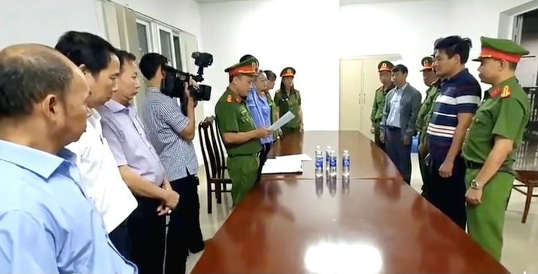 Kê khống dịch vụ tán sỏi tại Bệnh viện Đa khoa vùng Tây Nguyên: Khởi tố 2 trưởng khoa
