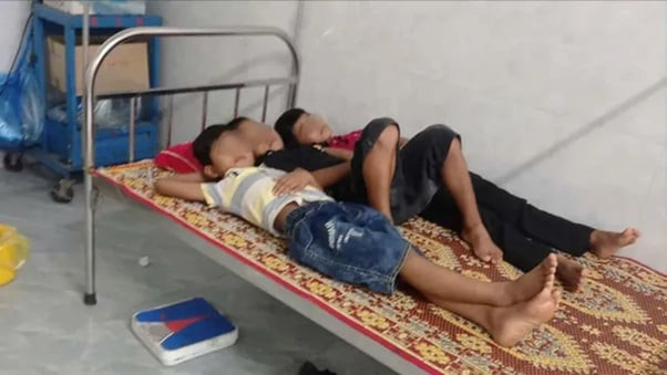 Quảng Trị: 40 học sinh nhập viện nghi ngộ độc thực phẩm sau bữa sáng tại trường