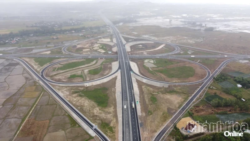 Cao tốc Khánh Hòa - Buôn Ma Thuột: Sẵn sàng thông xe 20km đầu tuyến