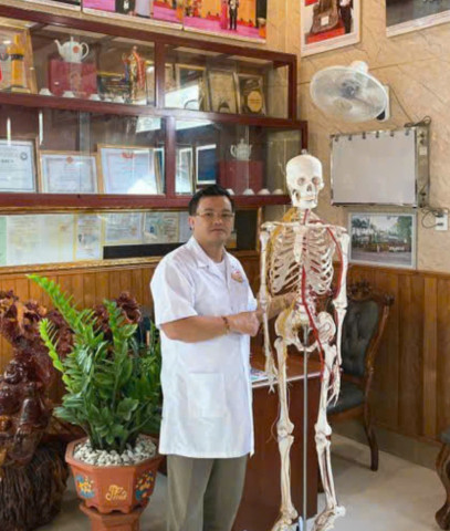 Lương y Nguyễn Tần: Từ đôi bàn tay “vàng” đến “bảo hành” cả đời cho bệnh nhân