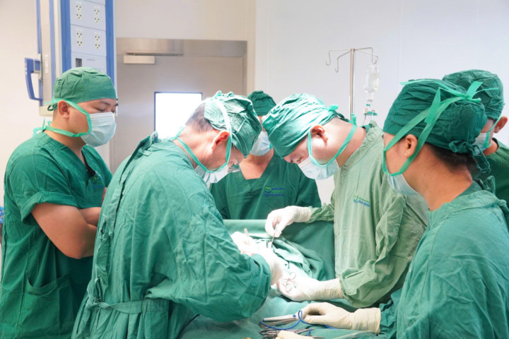 Gia Lai: Phẫu thuật thành công hẹp phì đại môn vị ở trẻ 3 tháng tuổi