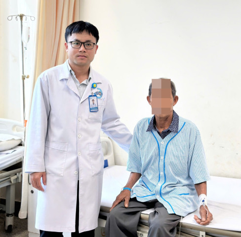 Gia Lai: Thành công phẫu thuật nội soi cắt thận - niệu quản - bàng quang do ưng thư đường bài xuất